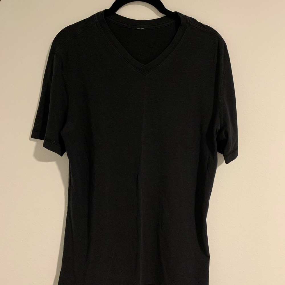 Lululemon 5 Year Basic V